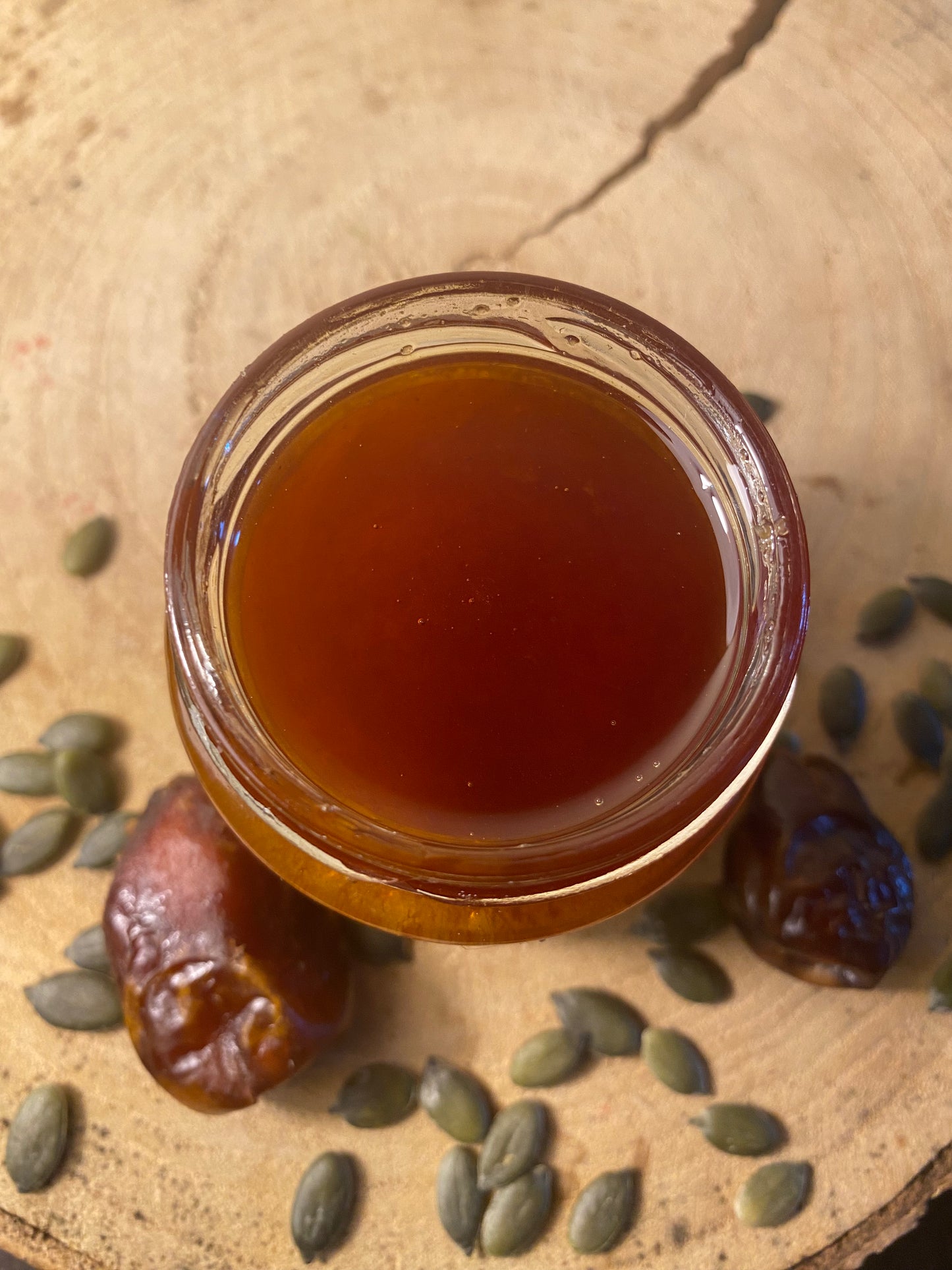 Loquat honey is a flavorful, nutrient-rich honey known for its health benefits. Packed with antioxidants, vitamins, and minerals, it supports immune health, aids digestion, and may have anti-inflammatory properties. Its natural enzymes promote soothing effects for sore throats and coughs, while its antibacterial qualities help fight infections. Loquat honey’s unique, mild fruity taste makes it ideal for adding to teas, desserts, and health tonics, providing both wellness and culinary enjoyment.