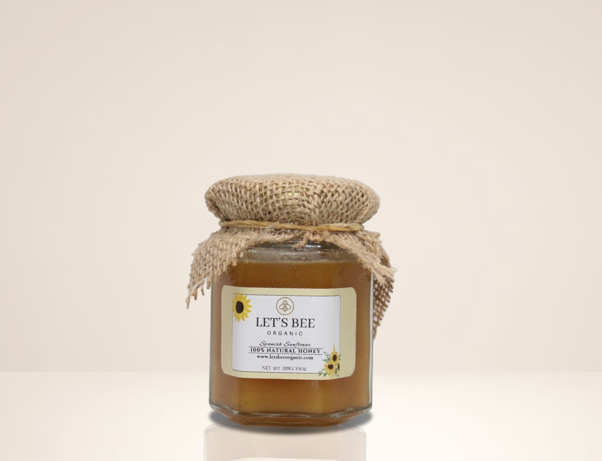 Sunflower Spanish honey is a natural sweetener derived from the nectar of sunflower blooms in Spain. Characterized by its light amber color and mild, floral flavor, it is known for its distinctively sweet and fruity notes. Rich in antioxidants and vitamins, this honey is often praised for its potential health benefits, including boosting immunity and aiding digestion. It is commonly used in baking, cooking, or as a topping, making it a versatile choice for both culinary and health-conscious consumers.